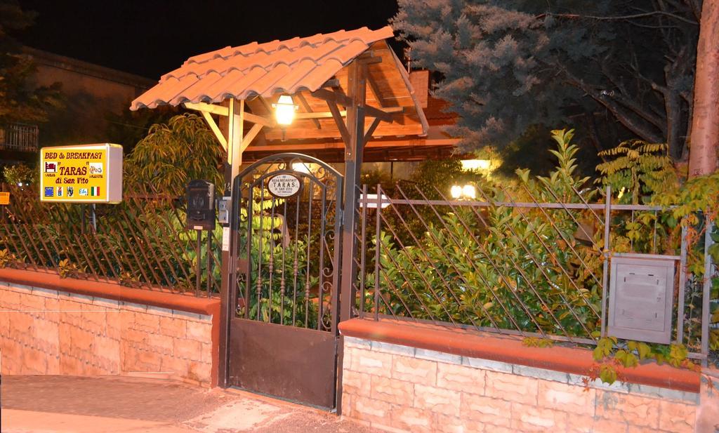 טאראנטו Taras Di San Vito Guest House מראה חיצוני תמונה